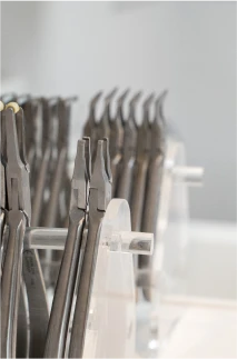 le guedard orthodontistes saint gregoire detail ustensile